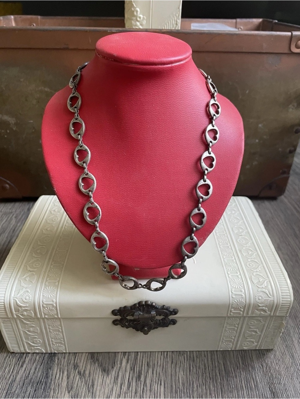Vintage Heart Silver Tone Link Chain Necklace 18”